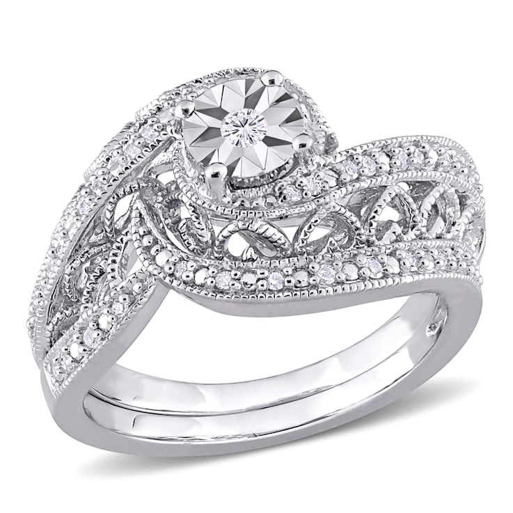 1/5 CT TW Diamond Vintage Bridal Set in Sterling Silver