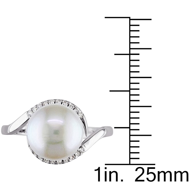 9.5-10MM Freshwater Cultured Pearl and 1/10 CT TW Diamond Curlicue Ring
in Sterling Silver