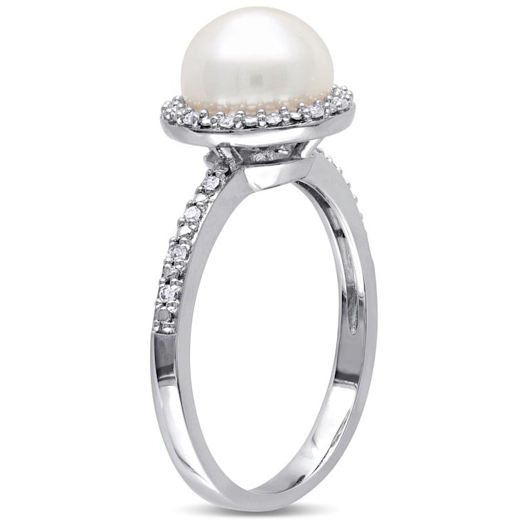8-8.5MM Freshwater Cultured Pearl and 1/10 CT TW Diamond Halo Ring in
Sterling Silver