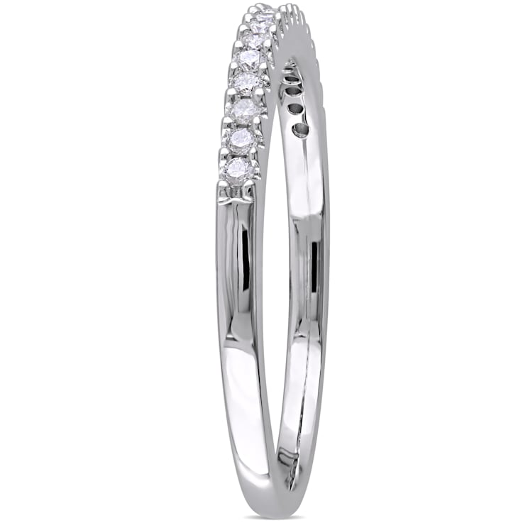 1/7 CT TW Diamond Anniversary Style Band Ring in Sterling Silver