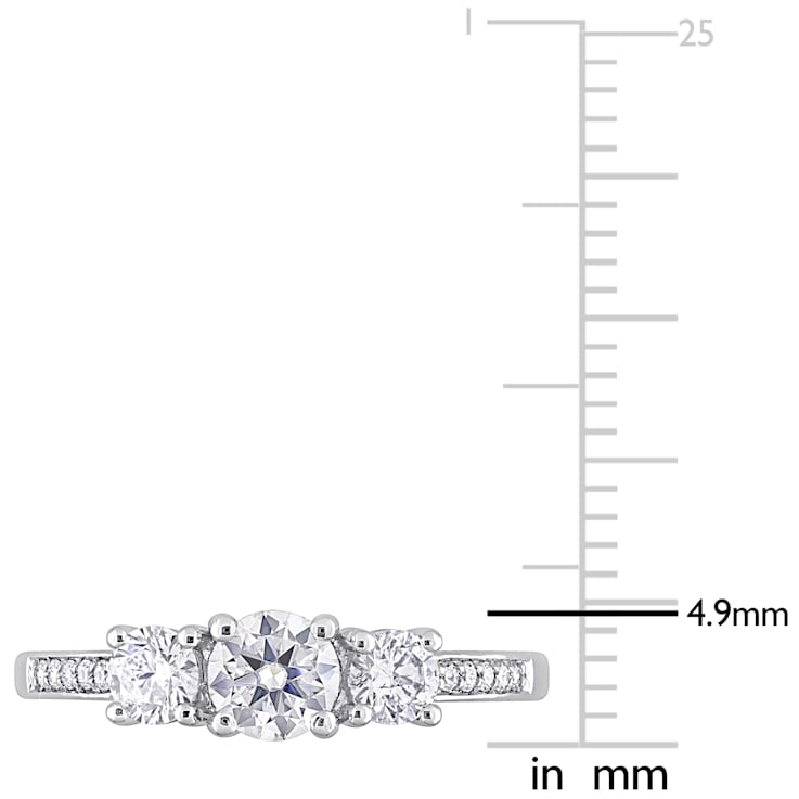 1 CT TW Diamond 3-Stone Engagement Ring in Platinum