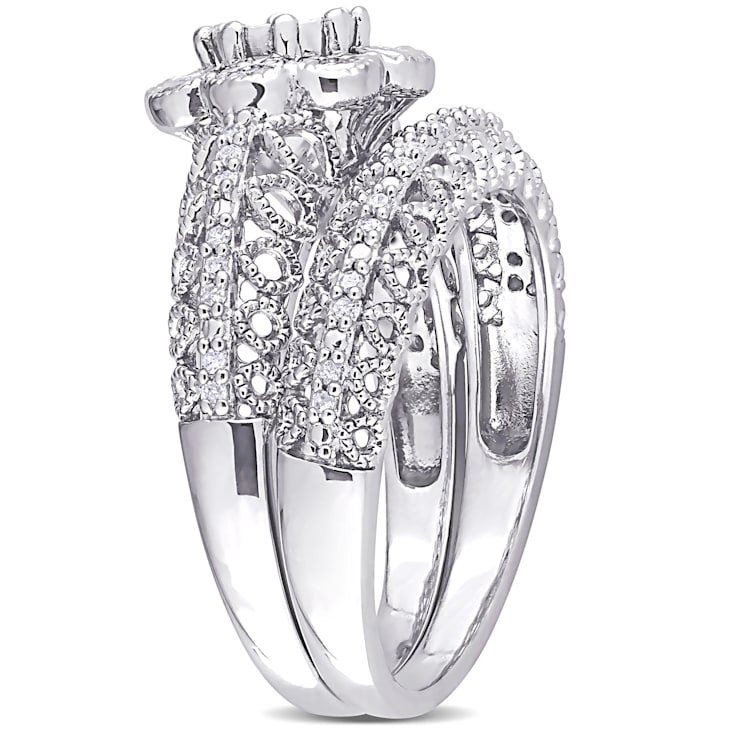 1/6 CT TW Diamond Vintage Bridal Set in Sterling Silver