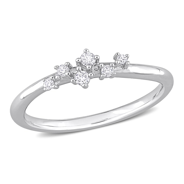 1/10 CT TW Diamond Band in Sterling Silver