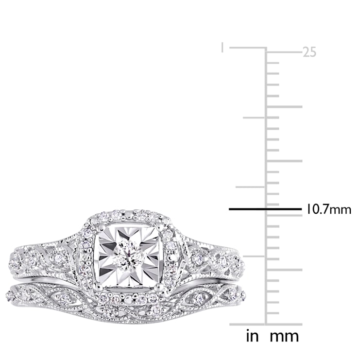 1/5 CT TW Diamond Halo Vintage Ring in Sterling Silver