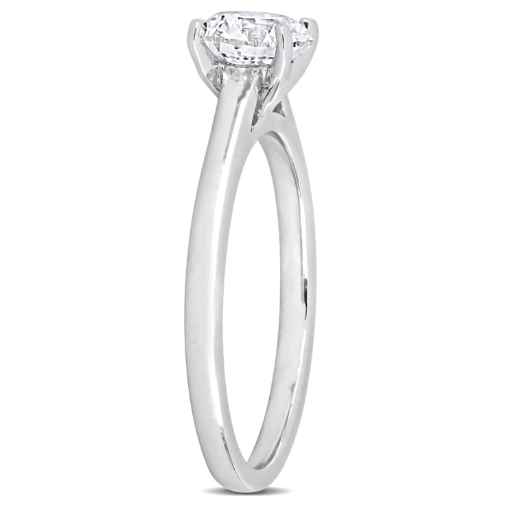 1 CT TW Diamond Solitaire Engagement Ring in Platinum (GIA Certified)