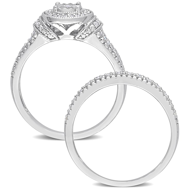 1/4 CT TW Diamond Oval Bridal Ring Set in Sterling Silver