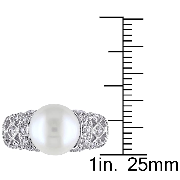9-9.5MM Freshwater Cultured Pearl and 1/10 CT TW Diamond Ring in
Sterling Silver