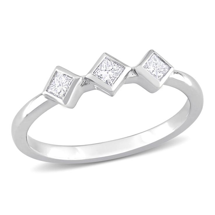 1/4 CT TW Diamond 3-Stone Ring in 14K White Gold