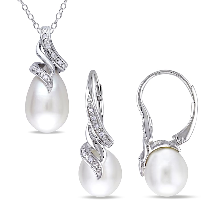 9-9.5MM Freshwater Cultured Pearl and 1/10 CT TW Diamond Earrings and
Pendant Set in Sterling Silver
