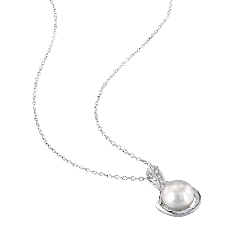 9-9.5MM Freshwater Cultured Pearl & 1/10 CT TW Diamond Earrings and
Pendant Set in Sterling Silver