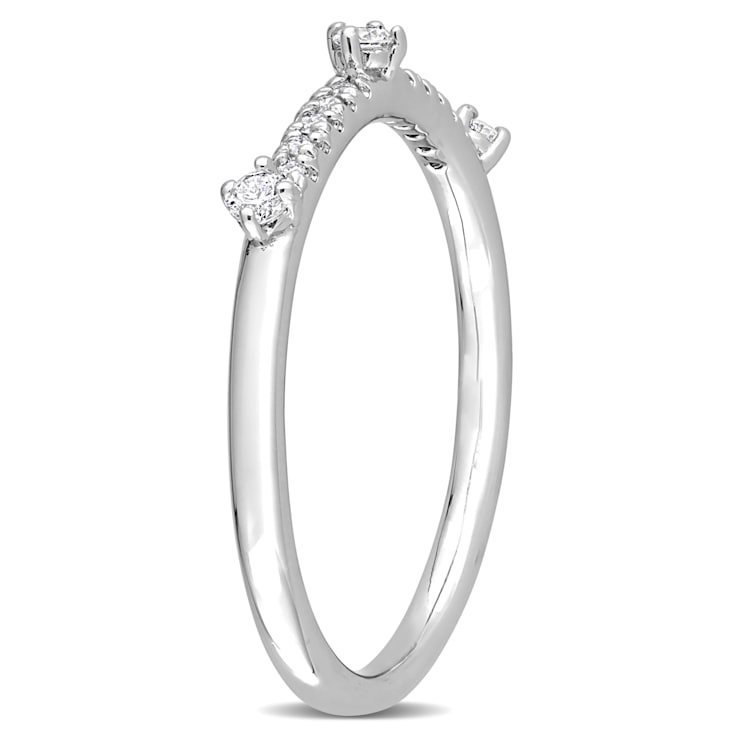 1/7 CT TGW Lab Grown Diamond Anniversary Style Band Ring in Platinum
Plated Sterling Silver