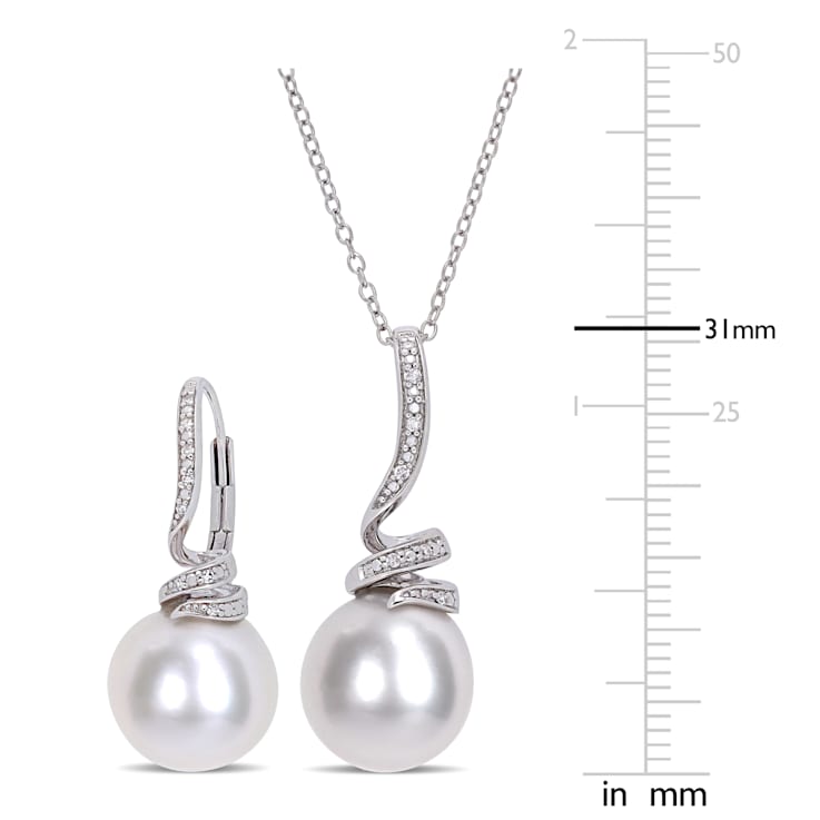 11-12MM Freshwater Cultured Pearl and 1/10 CT TW Diamond Earrings and
Pendant Set in Sterling Silver