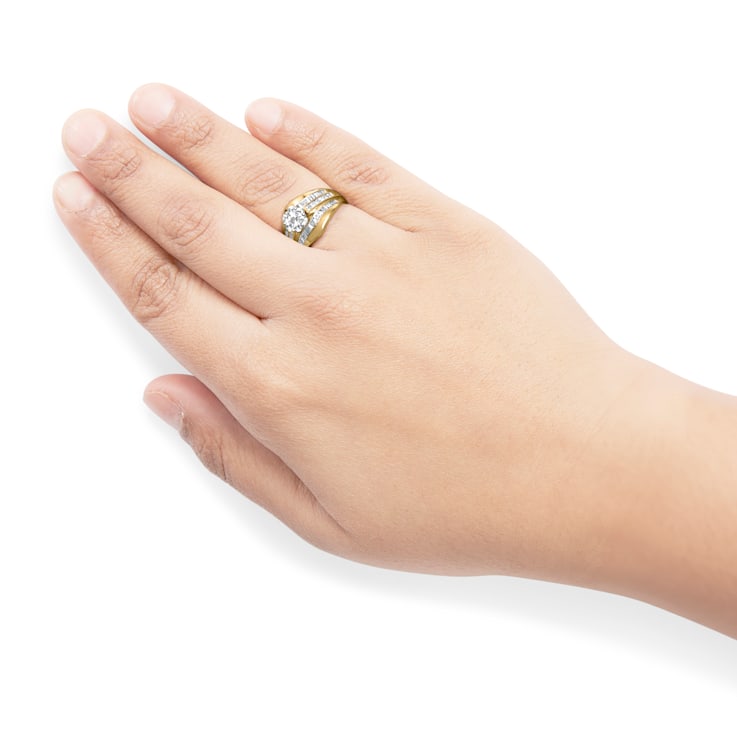 14K Yellow Gold 2-1/3ctw Diamond Cluster Band Engagement Ring &
Wedding Band Set Size 7