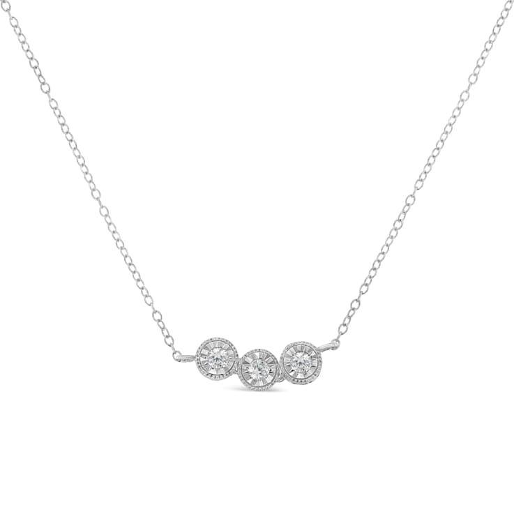 Sterling Silver Round Diamond Pendant Necklace (1/4 cttw, H-I Color,
I2-I3 Clarity)
