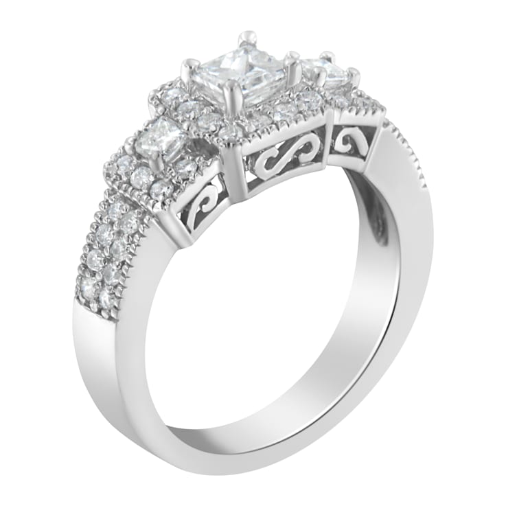 14K White Gold Round and Princess-Cut Diamond Ring (1 Cttw, H-I Color,
I1-I2 Clarity)