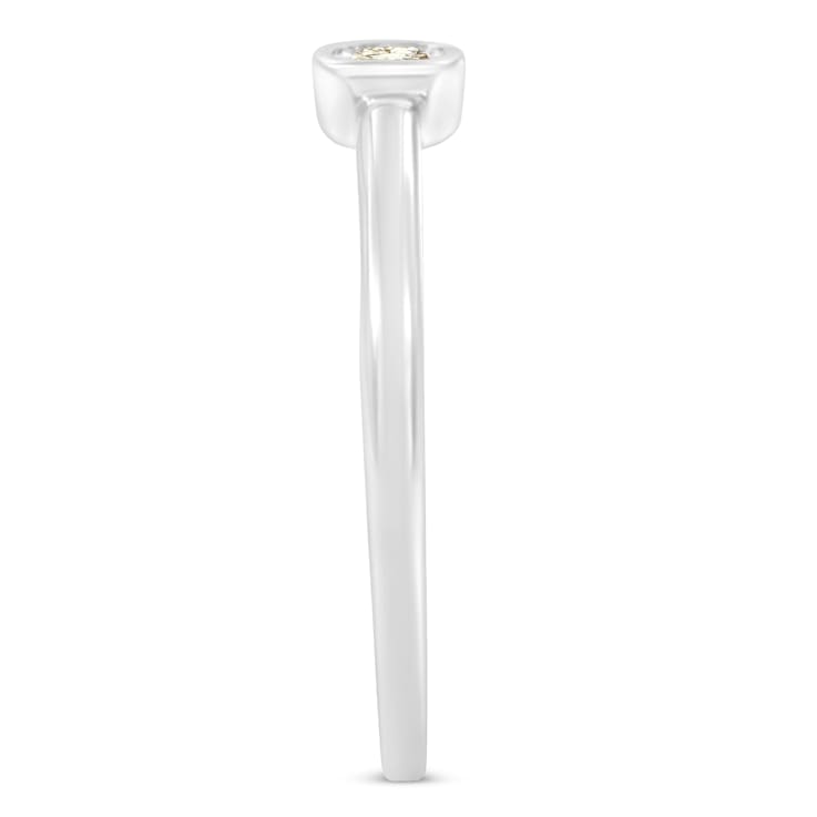 Sterling Silver 1/20 Carat Diamond Petite Promise Ring (J-K Color, I1-I2 Clarity)
