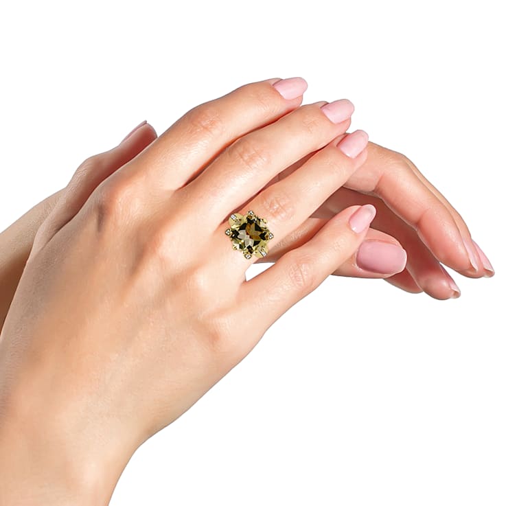 18K Yellow Gold 15x15mm Cushion Cut Lemon Quartz and 1/4 Cttw Diamond
Accented Cocktail Ring