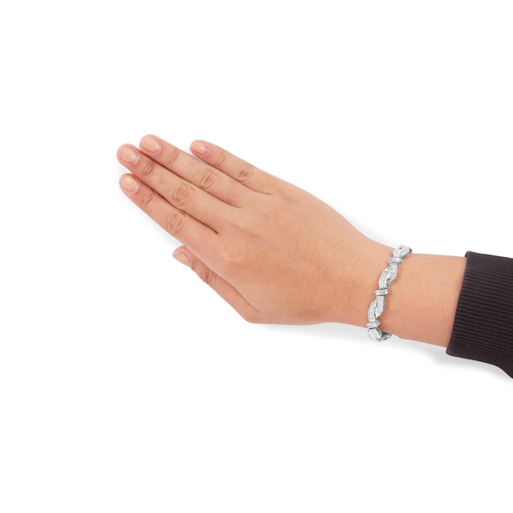 14K White Gold 4.0ctw Invisble Set Diamond Wave Style Link Bracelet (H-I
Color, SI2-I1 Clarity) - 7"