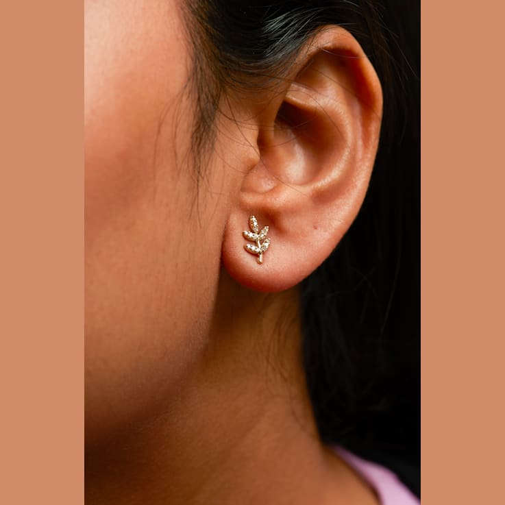 10K Yellow Gold 1/10 Cttw Diamond Accented Leaf and Branch Stud Earrings
(H-I Color, I1-I2 Clarity)