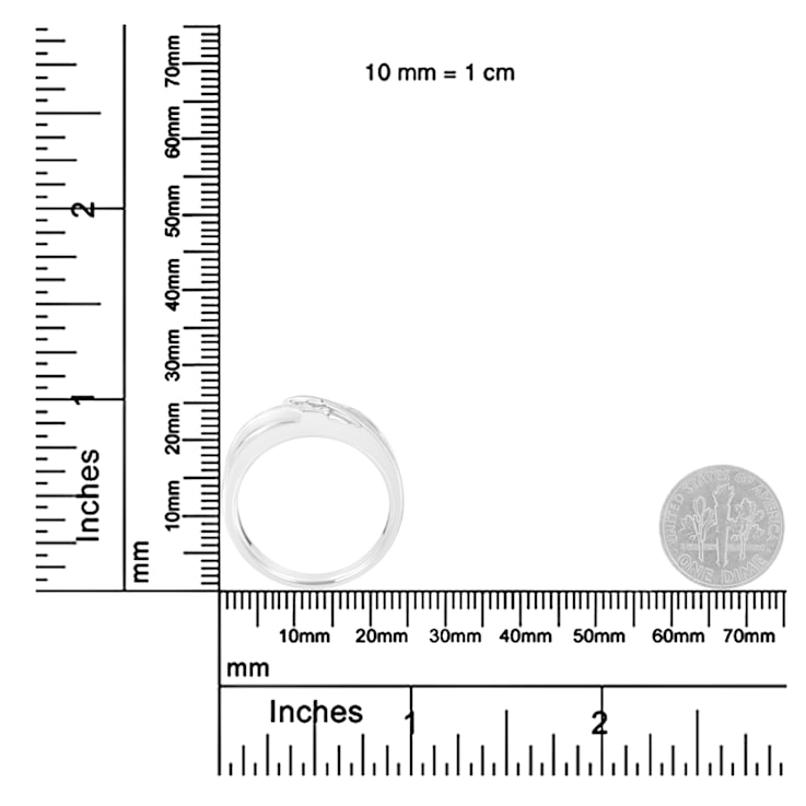 10K White Gold 1/10ctw Diamond Men's Three Stone Diamond Wedding Ring
(I-J Color, I1-I2 Clarity)