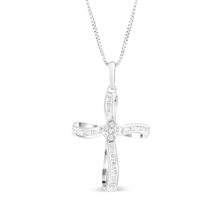 Sterling Silver 1/4ctw Diamond Floral Cluster Cross Pendant w\chain(I-J  Color, I2-I3 Clarity)