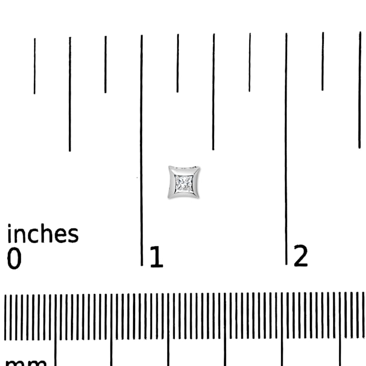 10K White Gold 1/5 Cttw Invisible Set Princess-Cut Diamond Stud Earrings
(H-I Color, SI2-I1 Clarity)