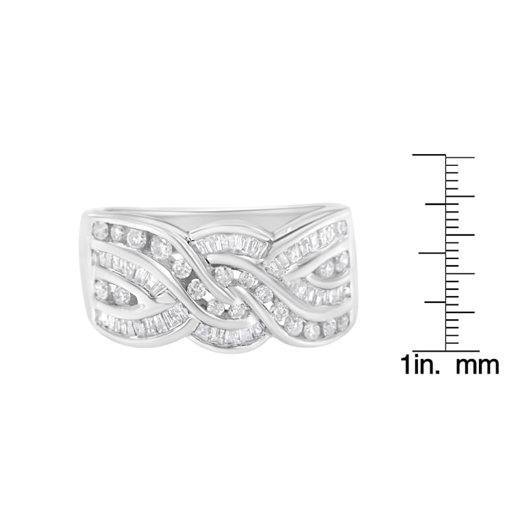 1/10 CT. T.W. Diamond H Initial Bracelet in 10K Gold - 7.5