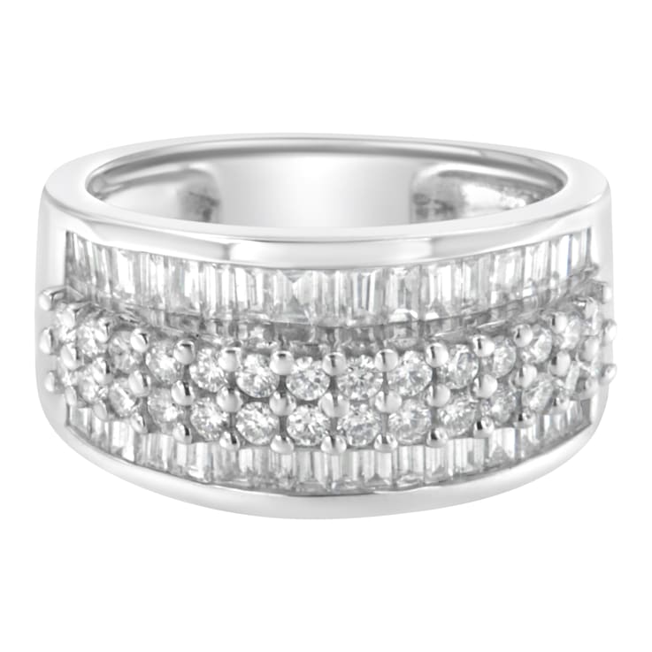 14K White Gold Round and Baguette Diamond Ring (1 1/2 Cttw, F-G Color,
SI1-SI2 Clarity)