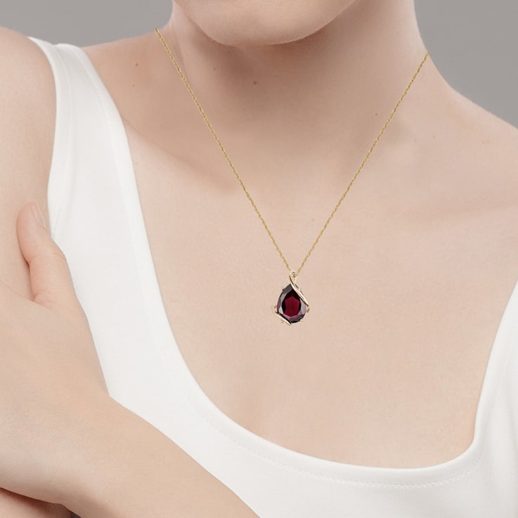 10k Yellow Gold Genuine Pear-shape Garnet Teardrop Pendant With Chain