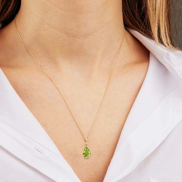 Peridot store solitaire necklace