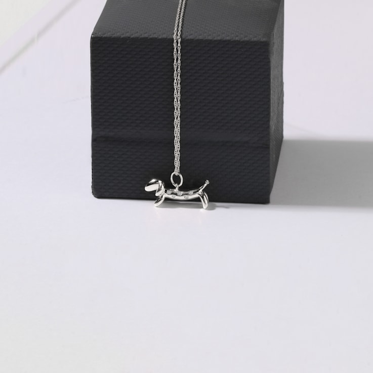 1 20ct TDW Diamond Dachshund Dog Pendant Necklace in Silver 1DJ57A