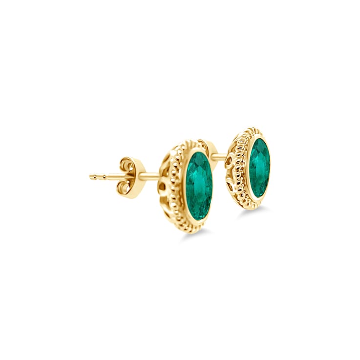 2.63Cts Colombian Emerald, crafted in 18K yellow gold earrings.