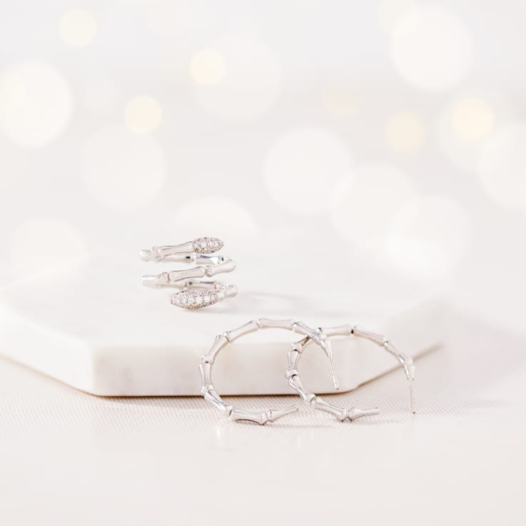 Chimento 18K Bamboo Regular Earrings in white gold with diamond accents