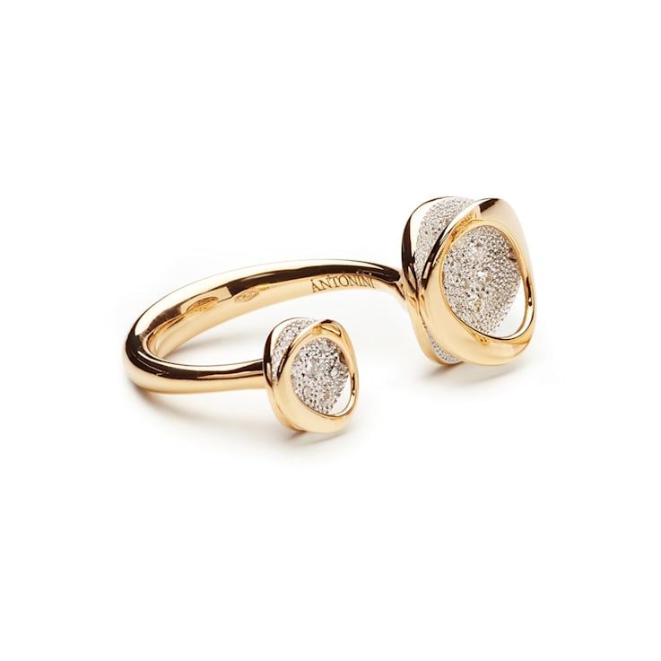 Atolli "Toi et Moi" ring in yellow gold 18kt and white
diamonds 0,29 ct