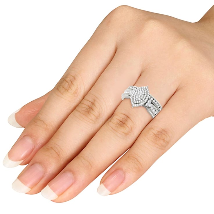 10K White Gold .50ctw Diamond Marquise Shape Halo Bridal Ring Set(
I2-Clarity-H-I-Color )