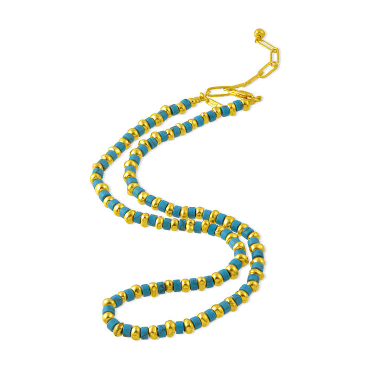 Turquoise Tire Beaded Necklace