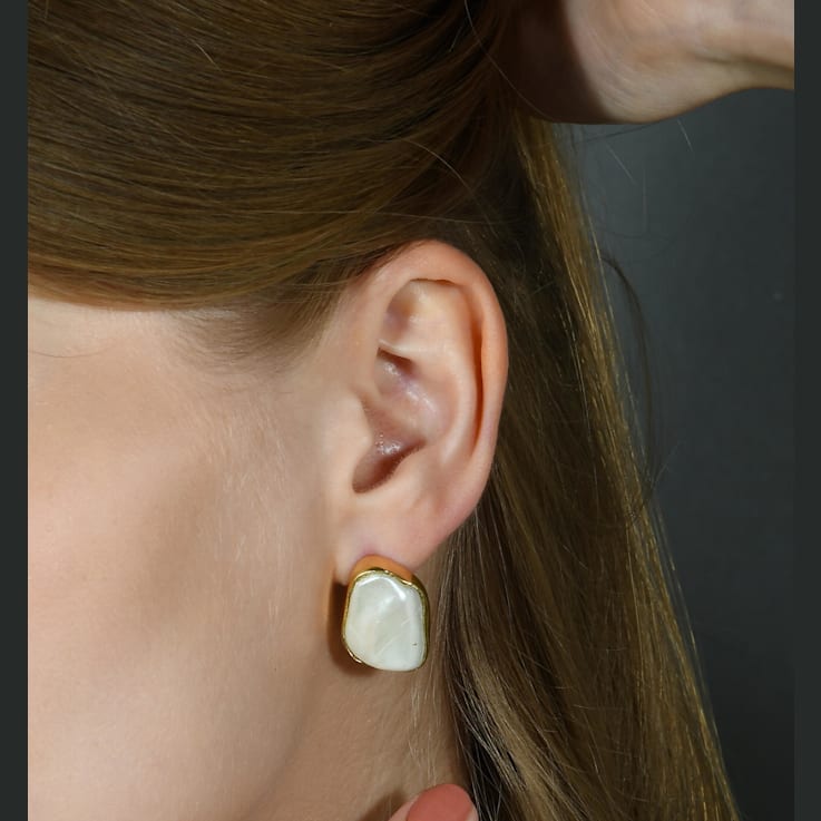 Earthy Baroque Pearl Studs (Gold Vermeil)