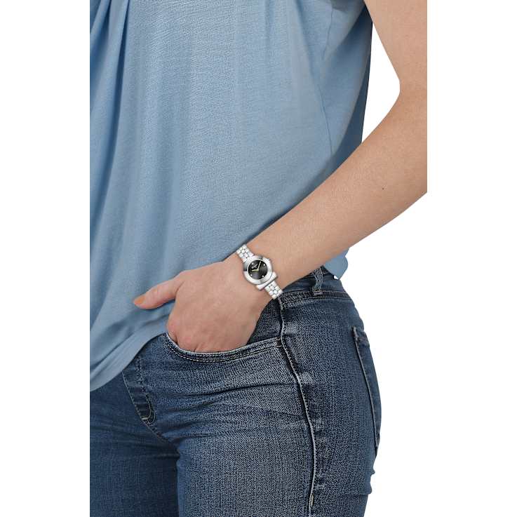 Ferragamo Gancino Black Dial Stainless Steel Bracelet Watch