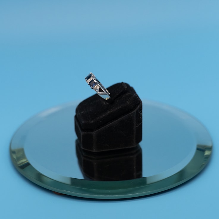 Andreoli Sapphire And Diamond Ring