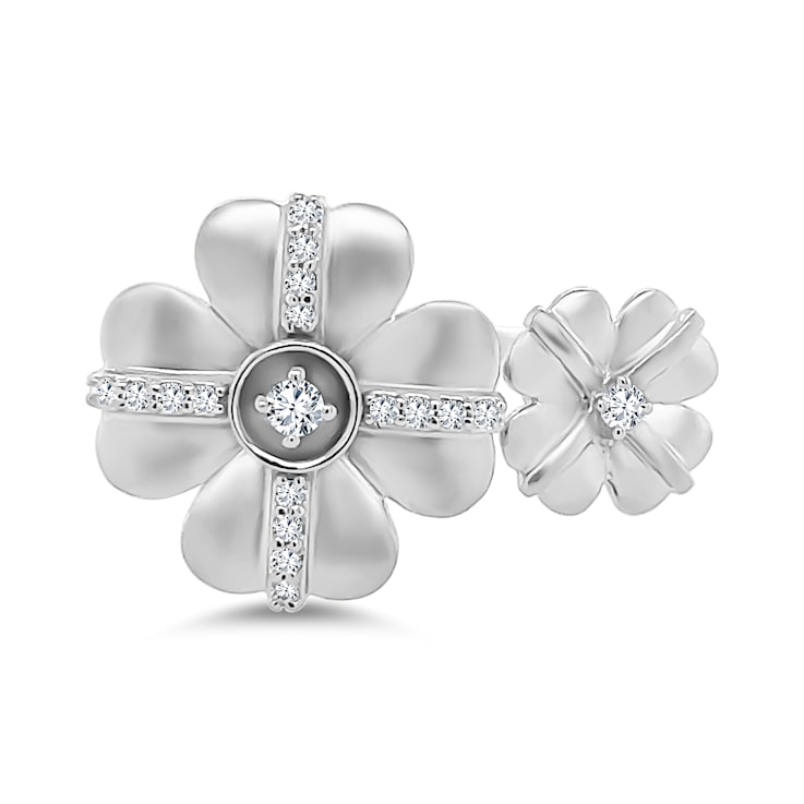 18K White Gold Diamond Floral Ring  .14ctw