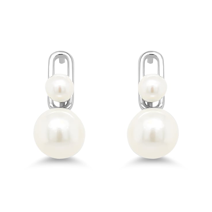Round Shaped Pearl Earrings