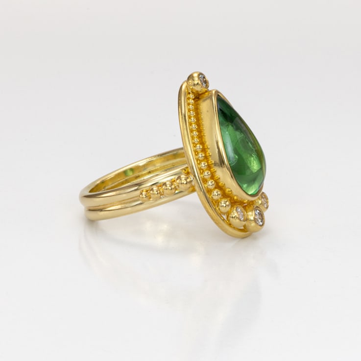 Classic Collection Ring in 22kt & 18kt gold set with Tsavorite
Garnet and Diamonds