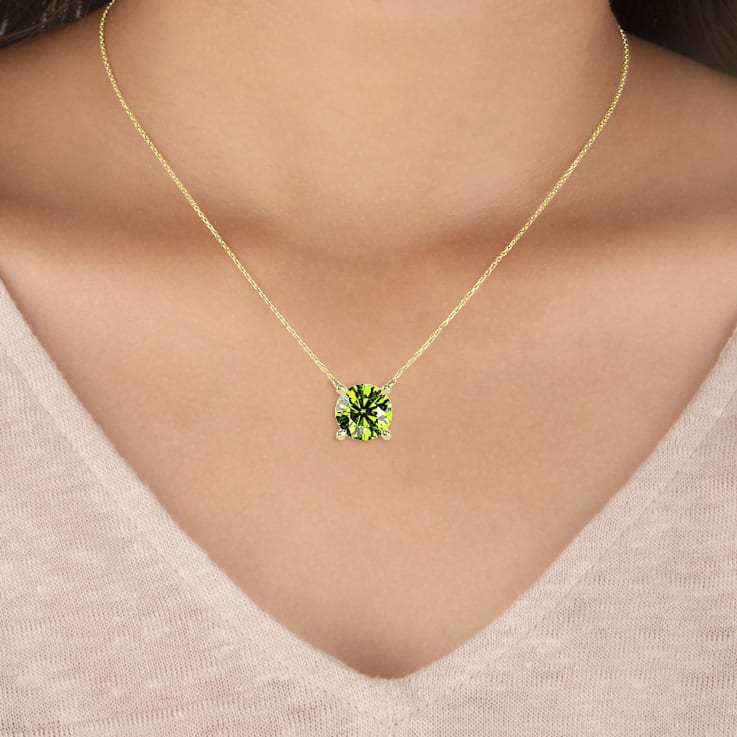 10 Karat Yellow Gold Peridot Pendant Necklace For Women