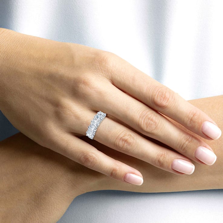 2.00 Ct Oval Shape five stone Lab-Grown Diamond band in Oval set
vertically in 14K White Gold.