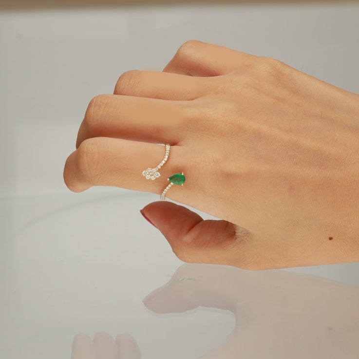 Gin & Grace 14K Yellow Gold Real Diamond Band Style Ring (I1) with
Natural Emerald