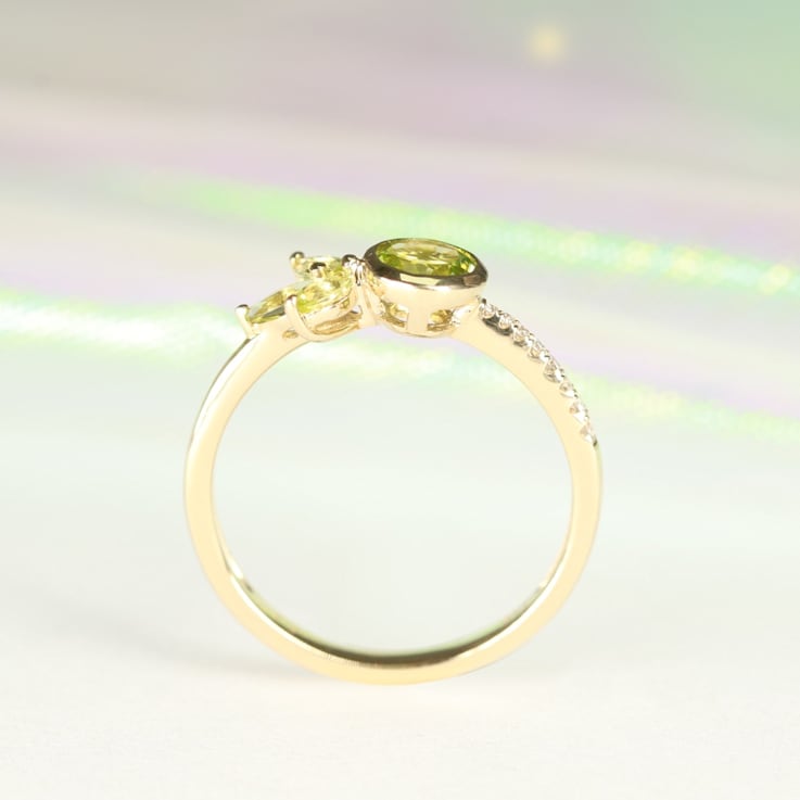 Gin & Grace 14k Yellow Gold Genuine Peridot Diamond (I1) Statement Ring
