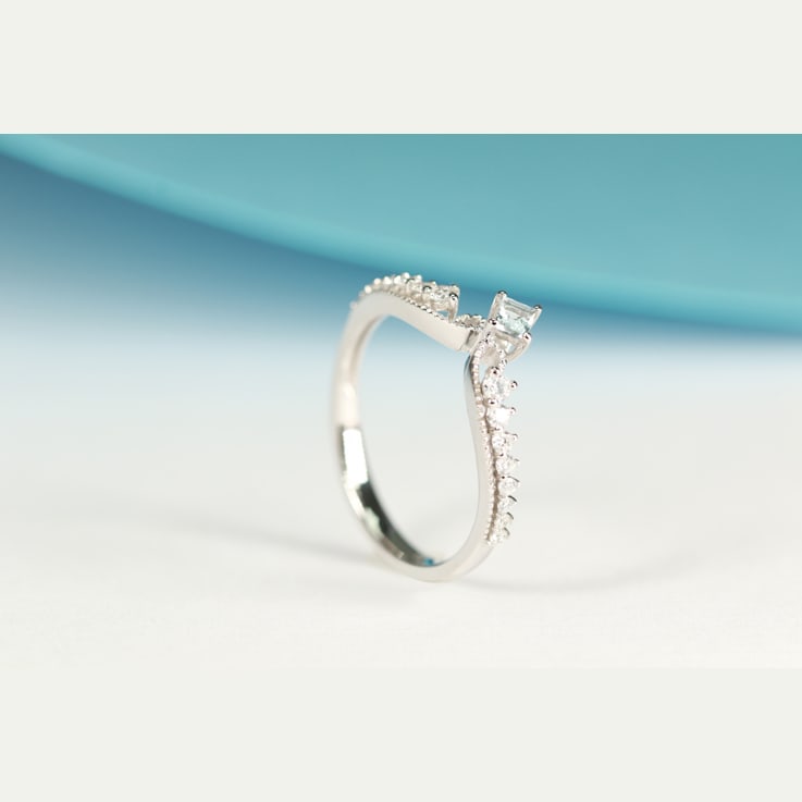 Gin & Grace 18K White Gold Aquamarine & Diamond Ring (I1)
