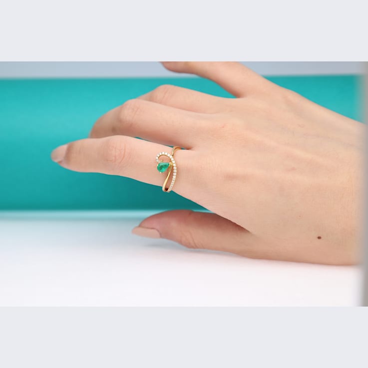 Gin & Grace 14K Yellow Gold Natural Emerald and Diamond Ring