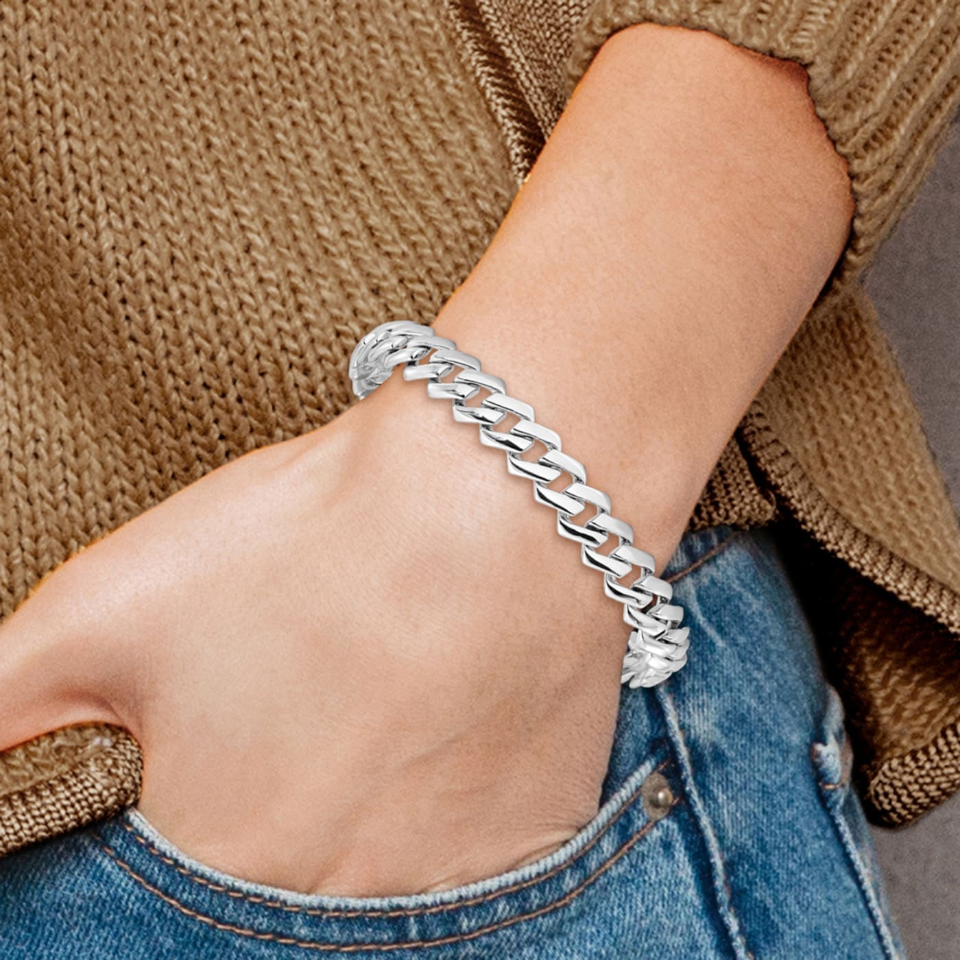 Jewelry - Bangles & Bracelets - Page 1 - Navika USA, Inc.