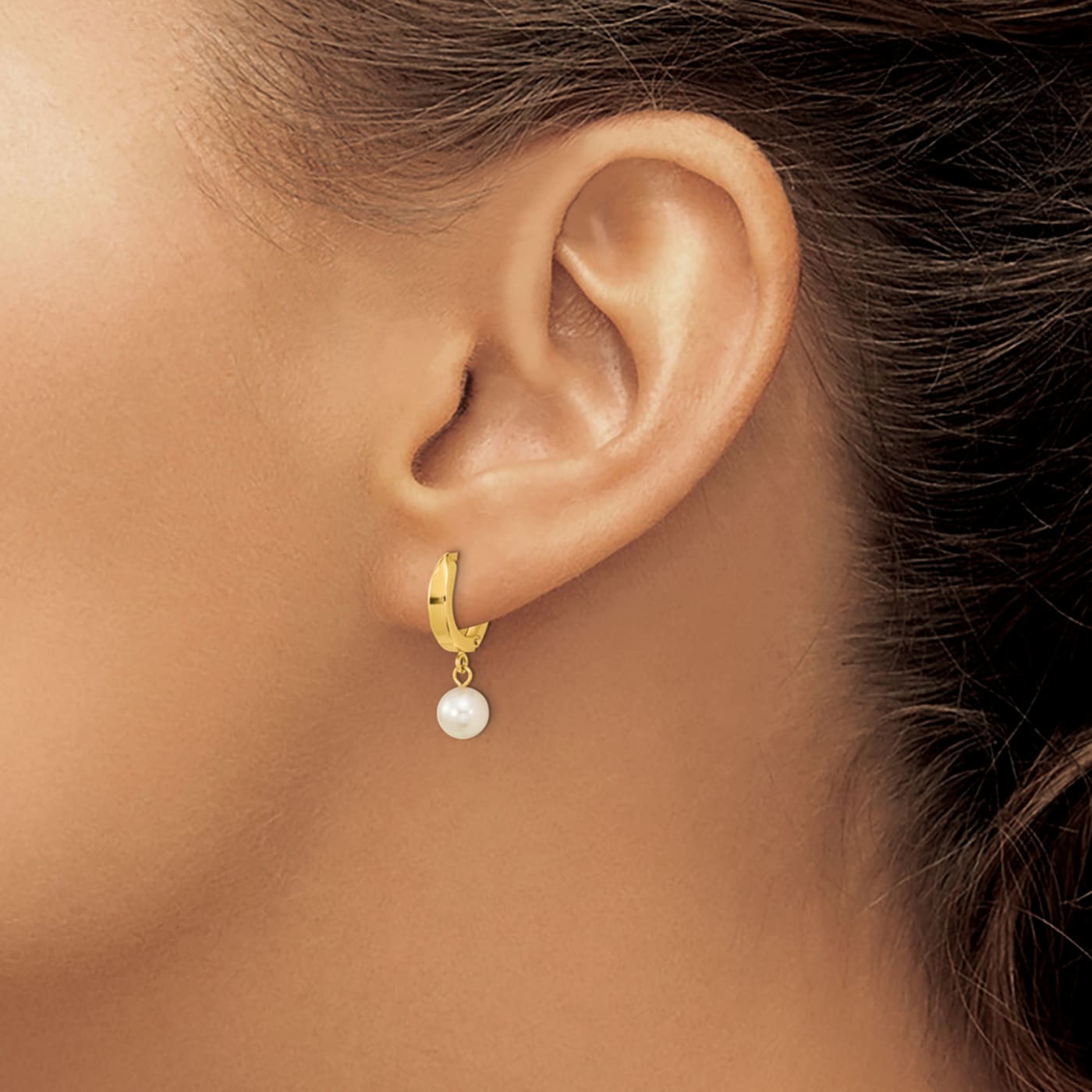 14K Yellow Gold 6-7mm White Round Akoya Saltwater Cultured